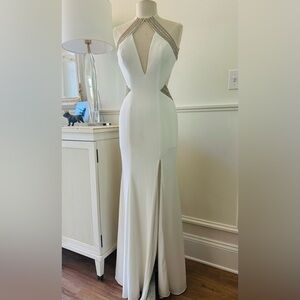 Jovani Elegant White Evening Gown with Gold Accent